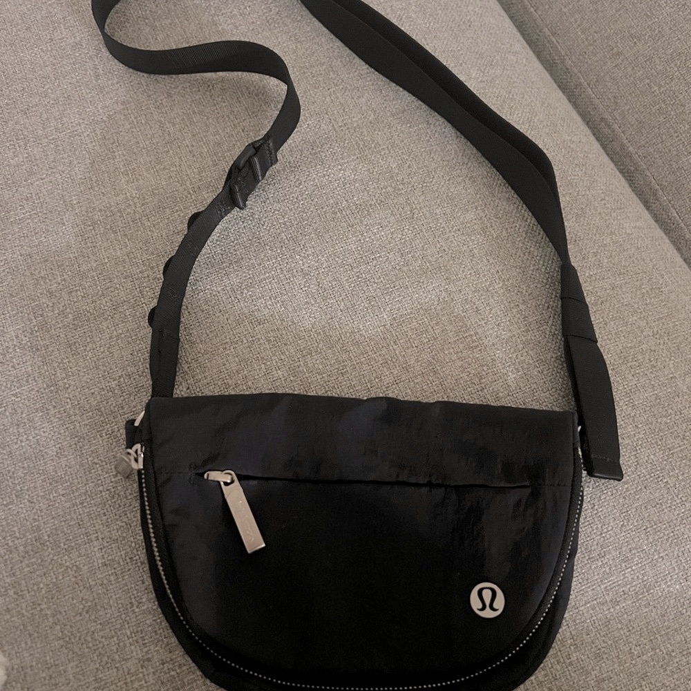 Lululemon All Night Festival Bag Micro 2L